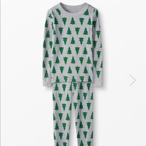 NWT Hanna Andersson Holiday Tree Long John Set / Pajamas Size 120 / 6-7